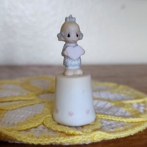 Precious Moment Thimble Girl Holding Heart God Is Love Figurine Sew 100625